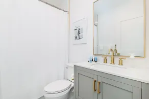 Surf Side Retreat - Hotel Home Stays - Image 3