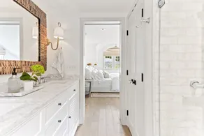 Seasons by the Sea: Fully Renovated  Luxury Cape Cod Home - Image 5