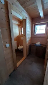 Idyllic house, close to the center but quiet - Image 3