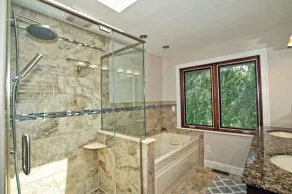 Your own suburban oasis on Cleveland's West Side - Image 5
