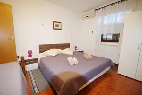 Holiday apartment with shared pool in village Banjole - Image 3