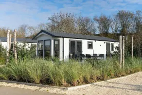 Chalet indépendant avec 2 chambres à coucher et 1 salle de bain - Image 5