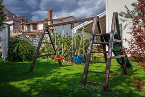 Villa mit Pool und schönem Garten - Image 3