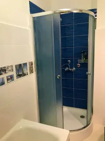 Holiday home with wifi and air conditioning - Image 3