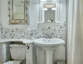 Entzückendes und gemütliches Zuhause gegenüber von Pool & Park; Gehen Sie zu den Downtown Hotspots - Image 2