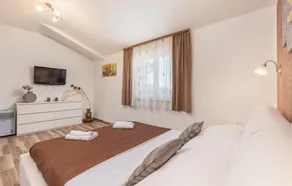 Gorgeous Home In Nedescina - Image 5