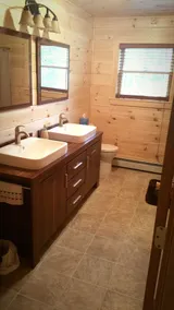 Lakefront Log Built 2016! - Image 3