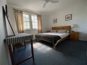 Relax & Unwind In This Super Spacious Holiday Home - Image 5