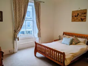 Spacieuse maisonette de 4 chambres sur High Street, frontières écossaises - Image 2