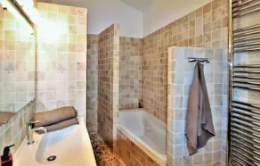 2 Bedroom Stunning Home In St Etienne De Boulogne - Image 3