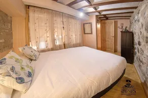MEZQUITA (TWO BEDROOM 4 6 ADULTS) - Image 4