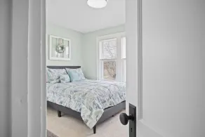 Family and dog friendly☆3BR house☆Porch swing☆Mars☆PGH☆Cranberry - Image 4