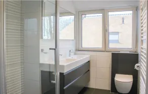 Lytse Lies 10 person child friendly water villa. - Image 3