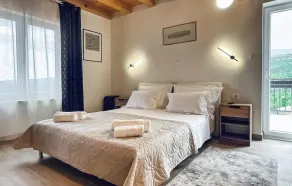 2 Bedroom - Loft Home Srijane - Image 5