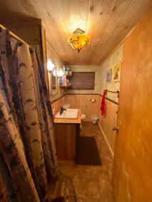 Vintage Vermilion - Cabins & Retreat (Main Cabin) - Image 3