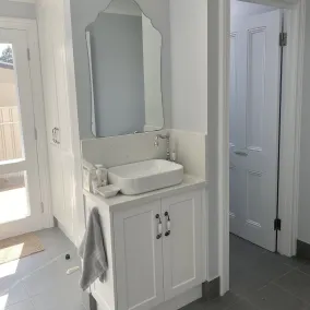 100 year old Renovated Stone Cottage - Image 3