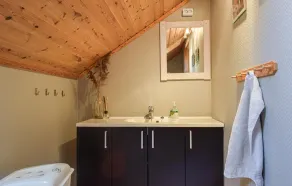 3 Bedroom Cozy Apartment In Mandal - Image 3