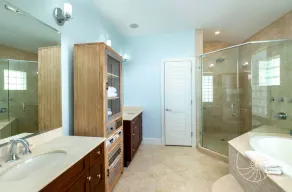 The \"Snook House\" at Tarpon Point ~ Luxury Oceanfront Home with 4 BDR & 4 Bath - Image 4
