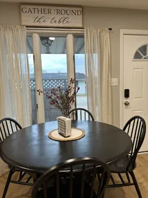 *Magnolia inn* updated condo, centrally located. Pet friendly! Boat/ RV parking - Image 5