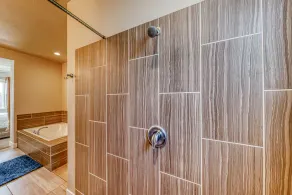 Vue sur la montagne townhome w / splash pad privé et une piscine commune, un bain à remous et salle de gym! - Image 5