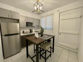 Bella Suite (5 minutes from Airport) - Image 5