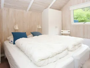 6 person holiday home in Fårvang - Image 4