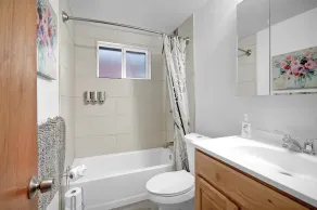 Large 2 bedroom home with HUGE Yard * Easy Access - Image 3