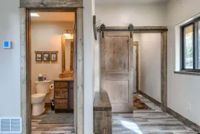 Hickok’s Bluff – Spacious Black Hills Cabin with Views, Hot Tub & Game Room - Image 3