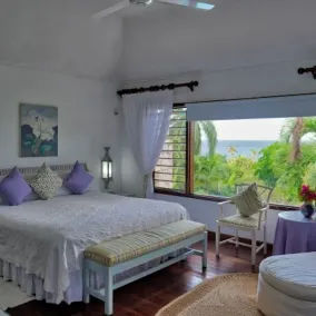 4 bedroom Villa with private pool - Image 3
