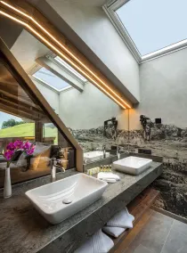 Beautiful chalet/ holiday home/in the mountains/ski slope of Kitzbühel - Image 2