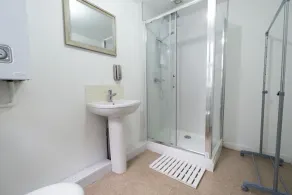 Awesome Home Stoke-on-trent - Image 5