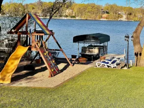 6BR Lake Latoka Home, Pontoon Included May–Sept, Perfect for Families - Image 2