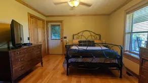 Gorgeous Cabin with Panoramic Mountain Views! - Image 5