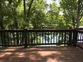 Enjoy the beauty of Norris Lake with this lakefront townhouse! - Image 4