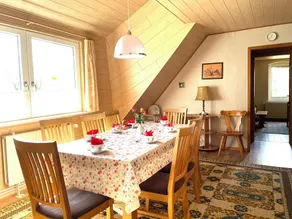Idyllically situated small farm with horse breeding - Image 4