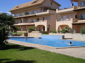 Modernes Maisonette-Haus mit Blick auf den Gemeinschaftspool und die Gärten am Golf Panoramica, - Image 4
