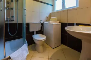 Holiday apartment with a/c - Image 3