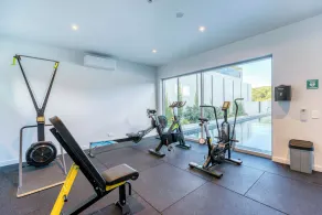 Oceanus oasis at Bokarina Beach -stunning modern coastal apartment - Image 3