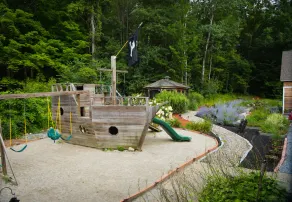 Karin's Place VT: Secluded post and beam with private pool, sauna, & playground - Image 2