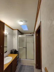 Private Two-Cabin Retreat, Lakeside Sauna & Historic Boathouse, Beach,Volleyball - Image 2