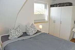 Vacation apartments in Lipsitz on Rügen - Holiday apartment Rapsblüte with fireplace and - Image 5