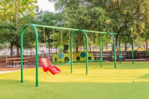 Lowcountry Lodge! In the heart of historic Old Town Bluffton SC - Image 4