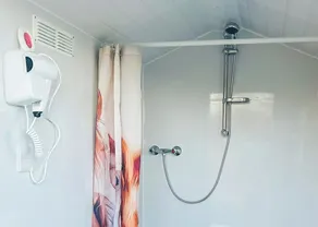 0 bedroom accommodation in Aldeby - Image 3