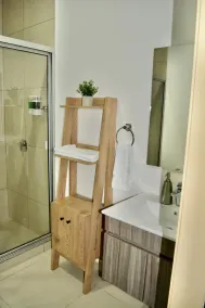 New Luxury 3 Bedroom Condo W/Terrace - Image 3