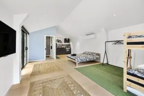 10 Allen Street - Image 5