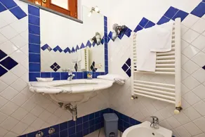 Casa Lella - Happy Rentals - Image 4