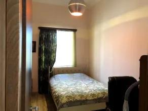 Family House - Apartment with garden and a fireplace - Image 3