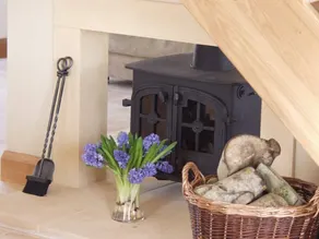 Mutton Barn - The Best  rural holiday property in Warwickshire - 4 Guest Unit - Image 2