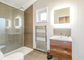 2 bedroom accommodation in Haddon - Image 2