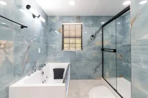 Peaceful Pet Friendly Chesapeake Escape 4 Bedroom Home - Image 3